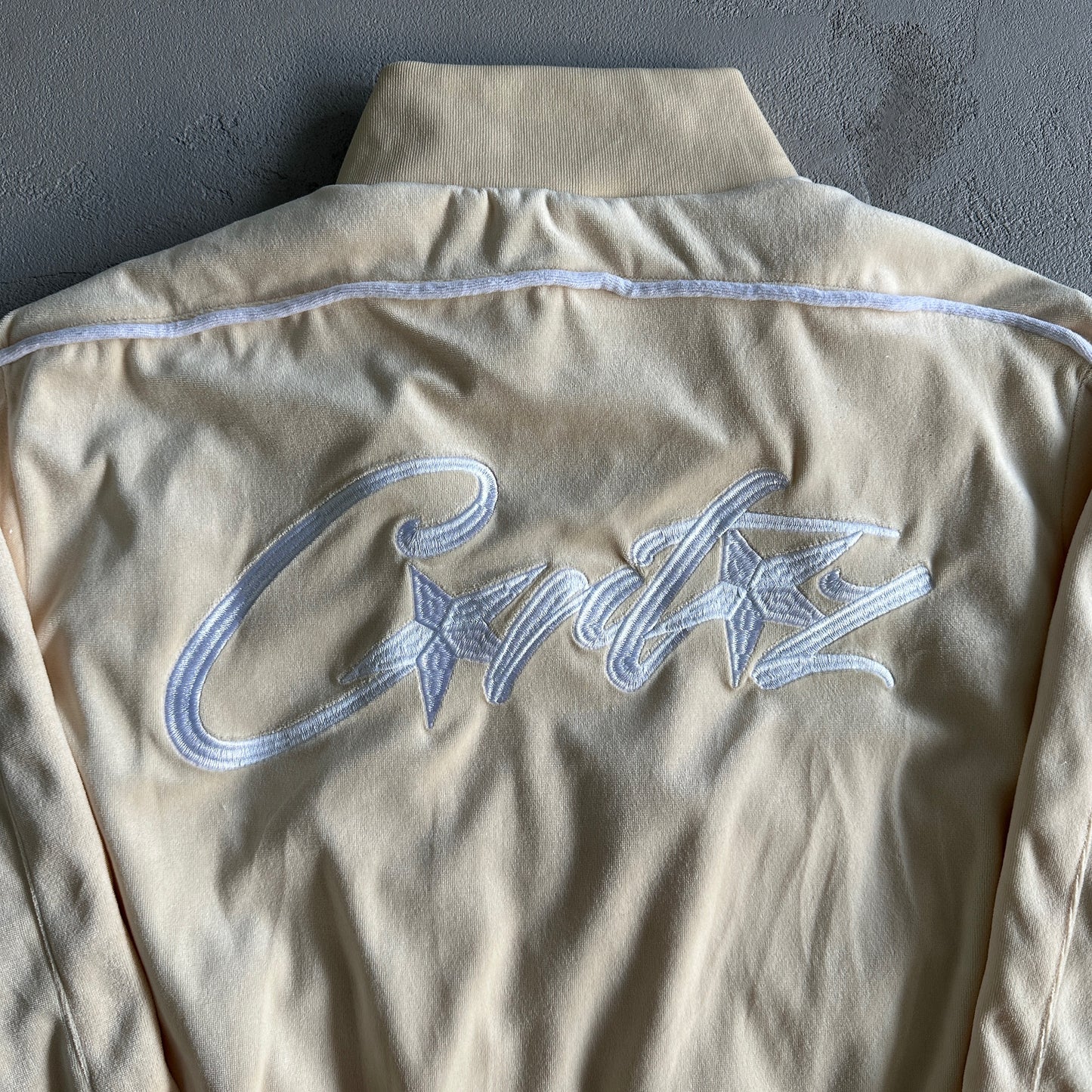 Corteiz VVS Velour Jacket Vanilla