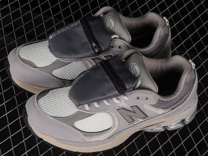 New Balance 2002R Grey Pocket