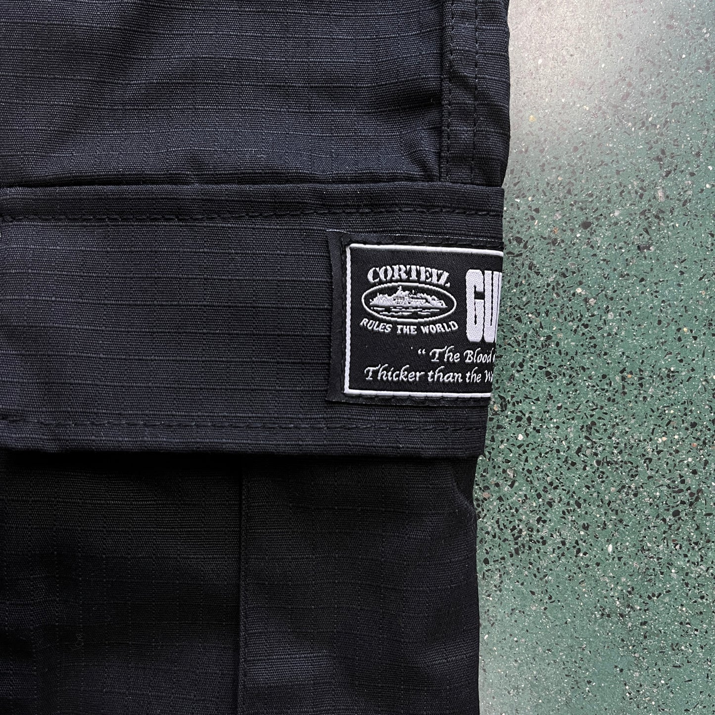 Corteiz Guerillaz Cargo Pants Triple Black