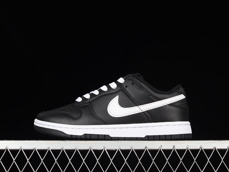 Nike Dunk Low Black White