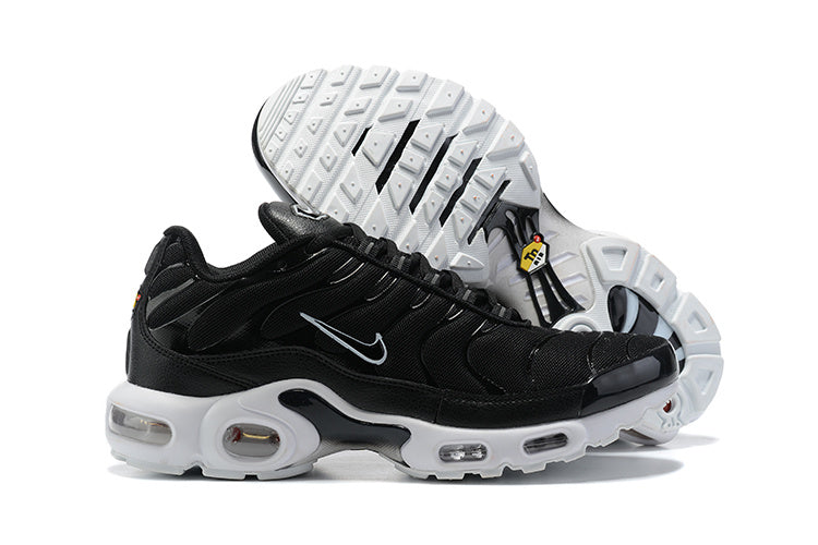 Nike Air Max Plus Black White