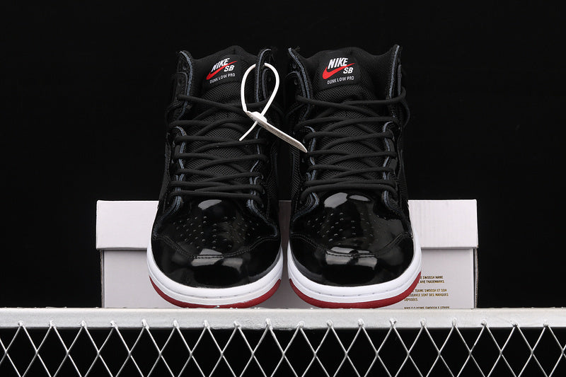 Nike SB Dunk High Bred