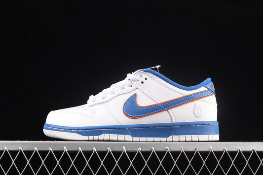 Nike SB Dunk Low Medicom 1