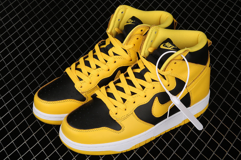 Nike Dunk High Goldenrod