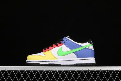 Nike Dunk Low Green Strike