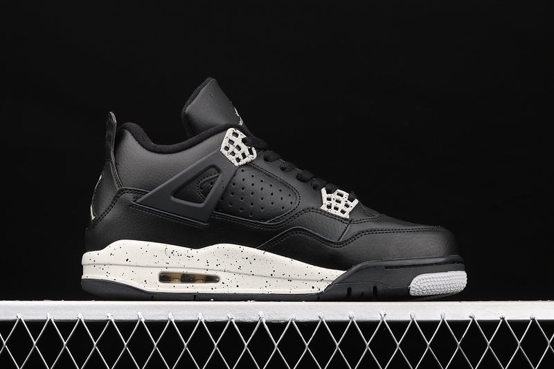 Jordan 4 Retro Oreo