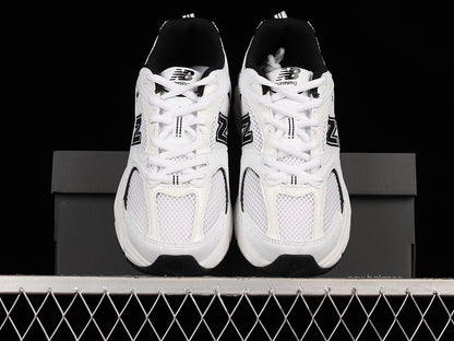 New Balance 530 White Black Details