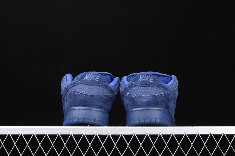 Nike SB Dunk Low Blue Moon