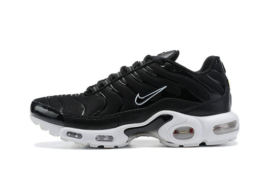 Nike Air Max Plus Black White