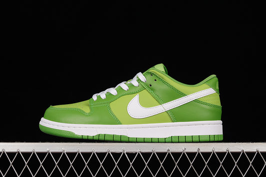 Nike Dunk Low Chlorophyll