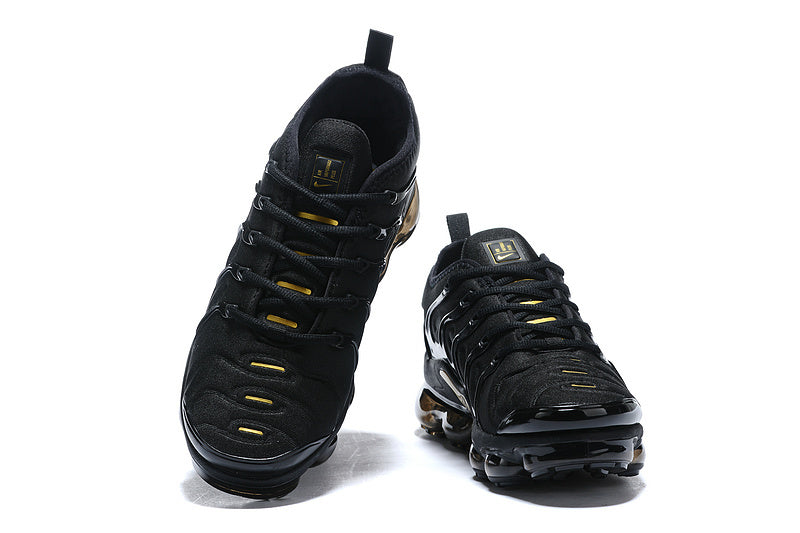 Nike Air VaporMax Plus Black Anthracite Metallic Gold