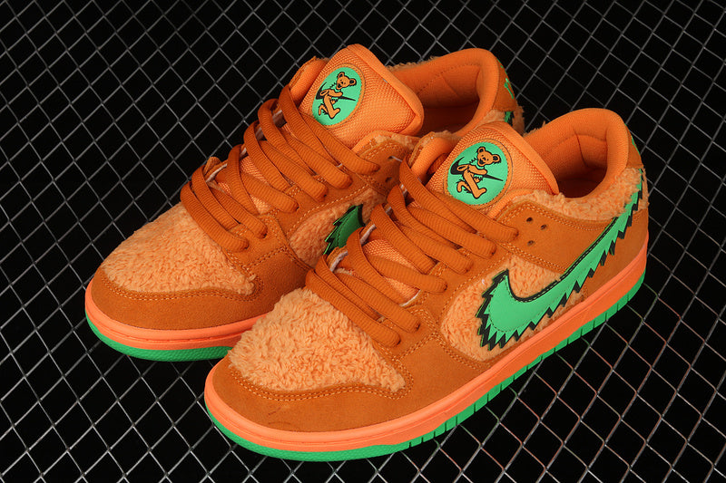 Nike SB Dunk Low Grateful Dead Bears Orange