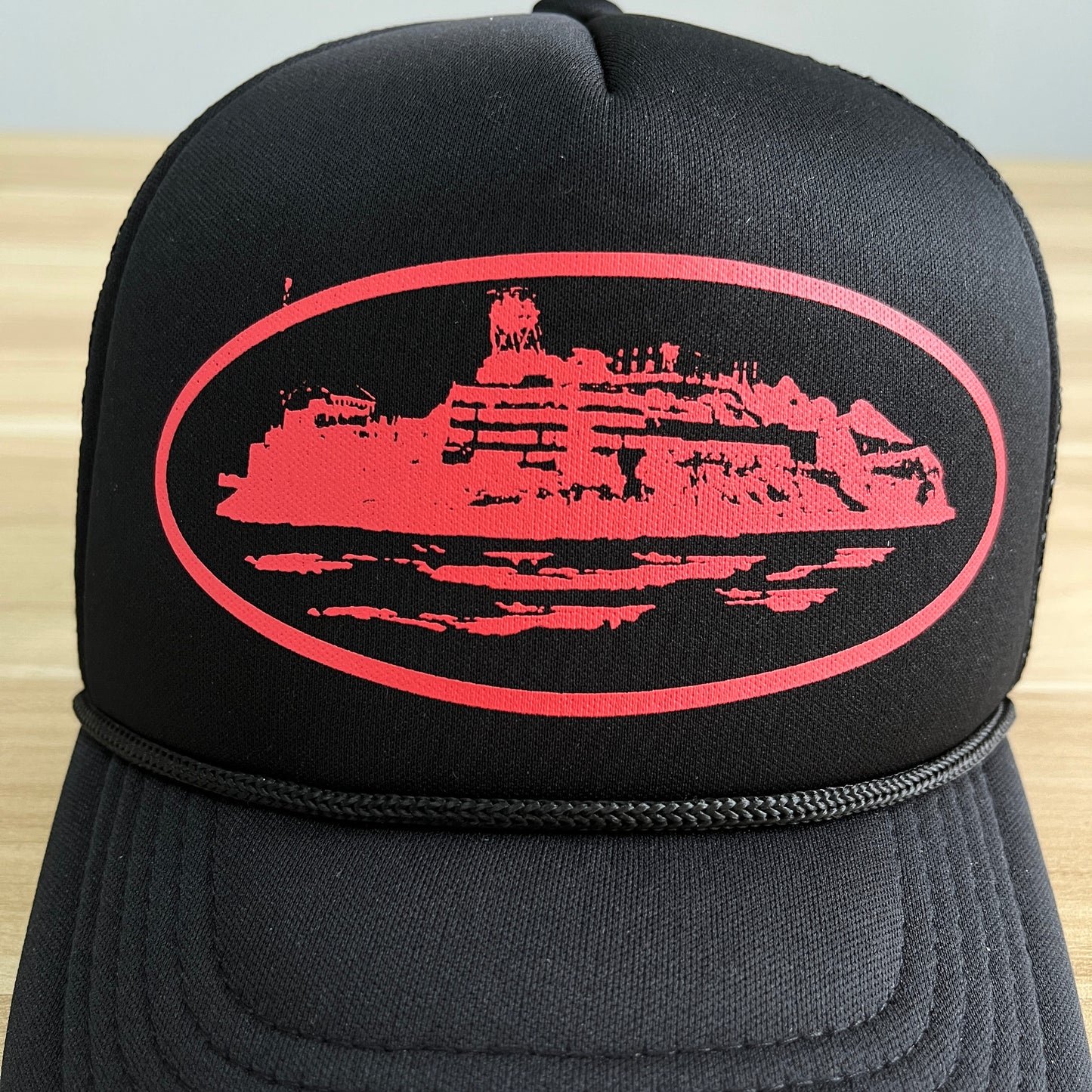 Corteiz Alcatraz Trucker Hat Black Red