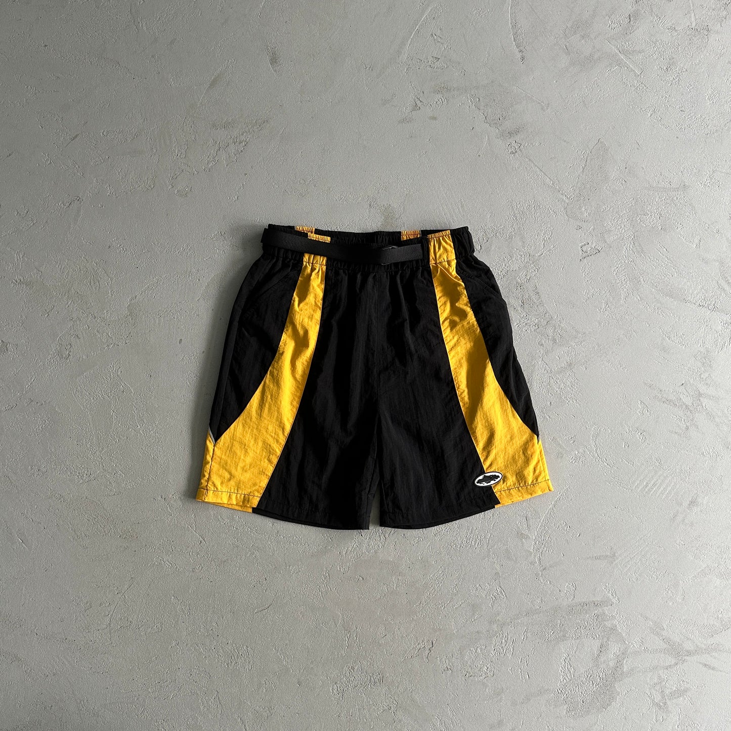 Corteiz Spring Shorts Black Yellow