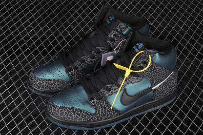 Nike SB Dunk High Black Sheep Hornet