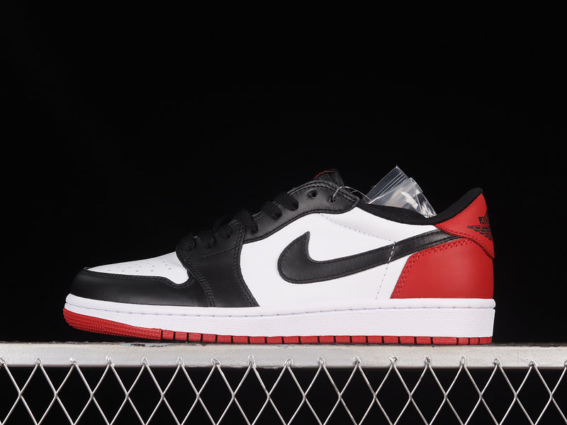 Jordan 1 Retro Low Black Toe