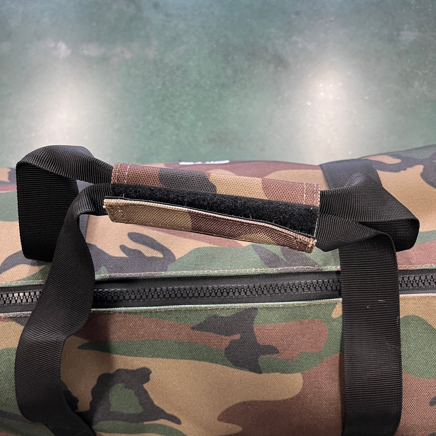 Corteiz Alcatraz Duffle Bag Camo