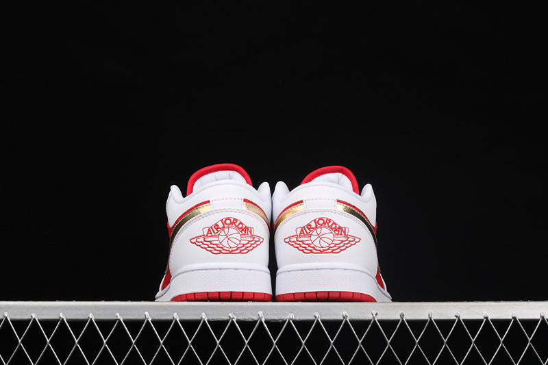 Jordan 1 Retro Low Spades