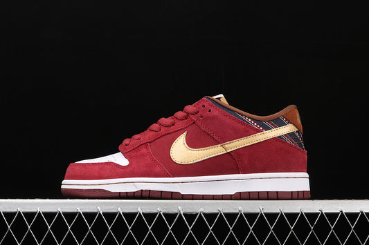 Nike SB Dunk Low Anchorman