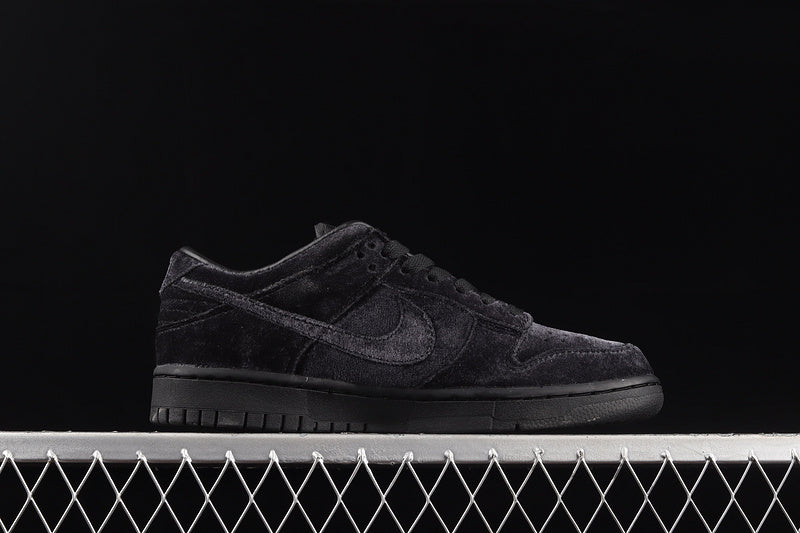 Nike Dunk Low Dover Street Market Triple Black Velvet