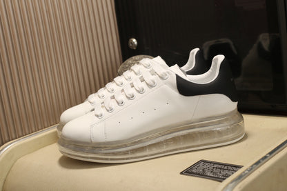 Alexander McQueen Oversized Clear Sole Black