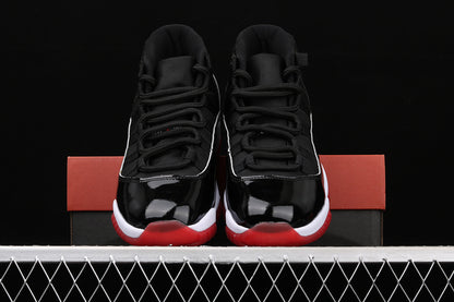 Jordan 11 Retro Bred