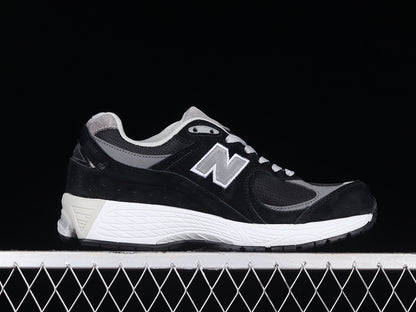 New Balance 2002R Gore-Tex Black Castlerock