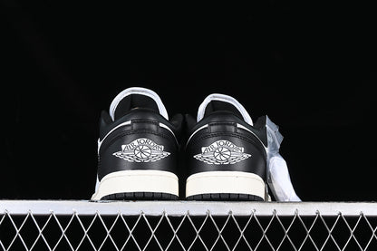 Jordan 1 Retro Low Vintage Black White Panda