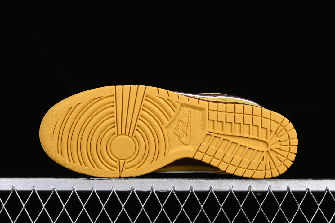 Nike SB Dunk Low Yellow Lobster