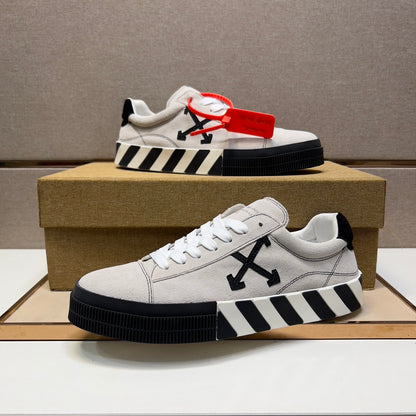 OFF-WHITE Vulc Low Leather White Black