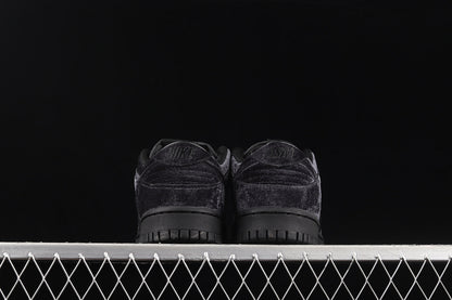 Nike Dunk Low Dover Street Market Triple Black Velvet