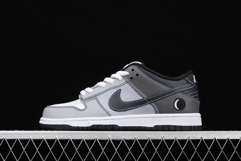 Nike SB Dunk Low Lunar Eclipse (West)