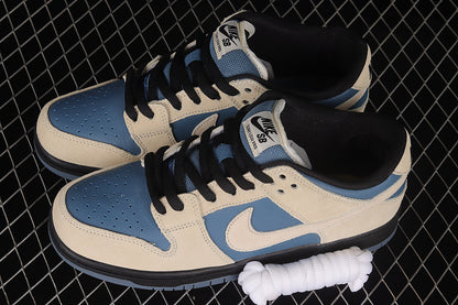 Nike SB Dunk Low Light Cream Thunderstorm