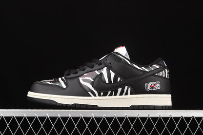 Nike SB Dunk Low Quartersnacks Zebra