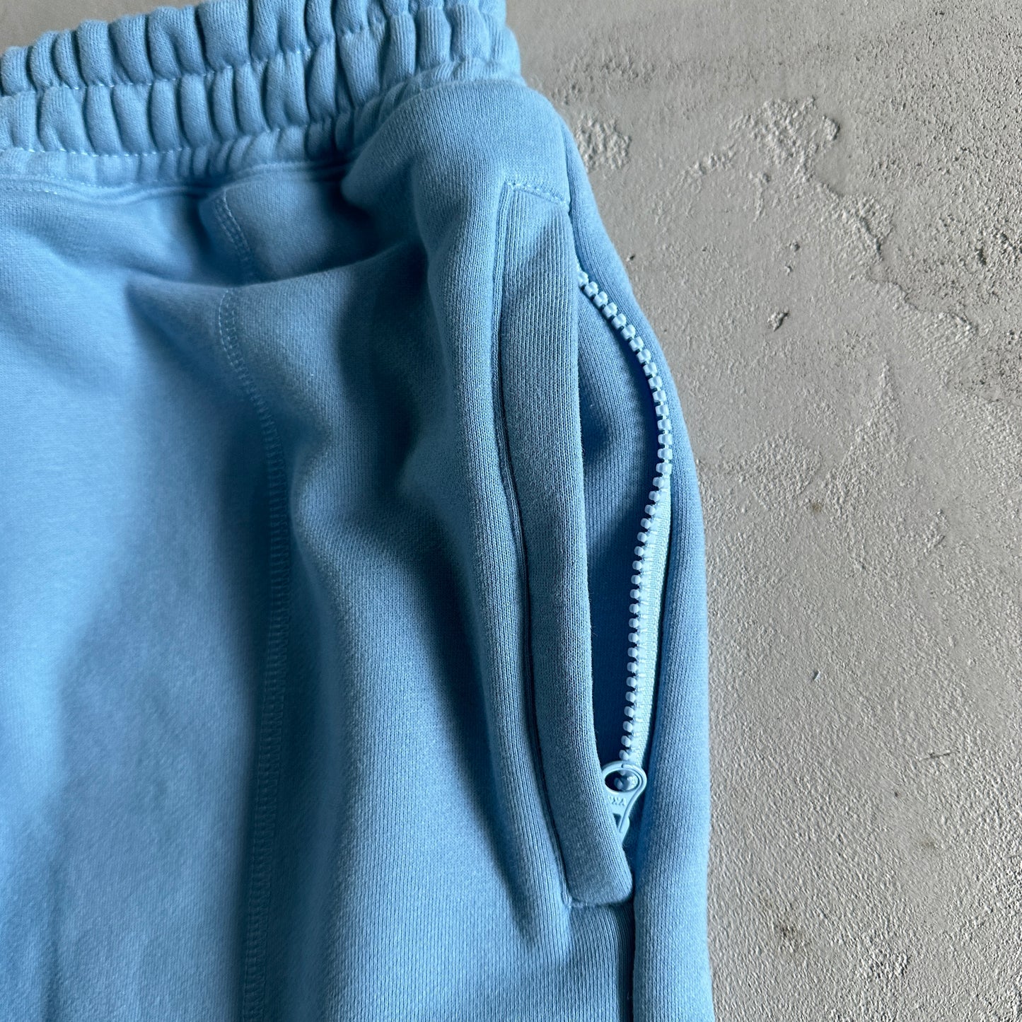 Corteiz HMP V2 Sweatpants Baby Blue