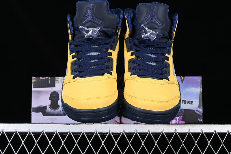 Jordan 5 Retro Michigan