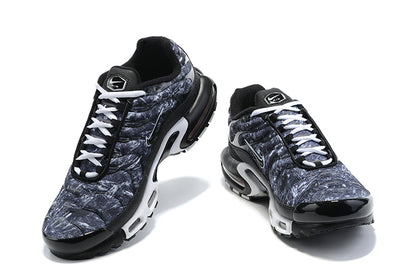 Nike Air Max Plus Dark Smoke Grey