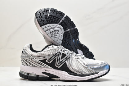 New Balance 860v2 Black White Silver