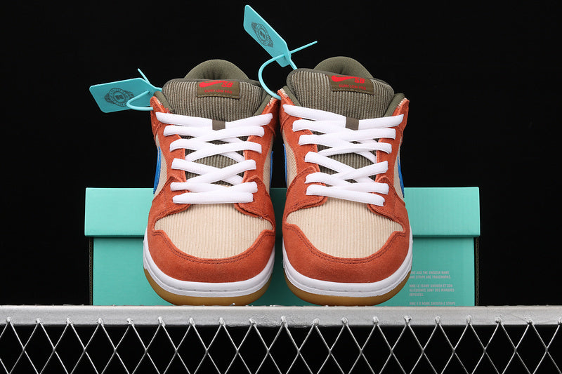 Nike SB Dunk Low Corduroy Dusty Peach