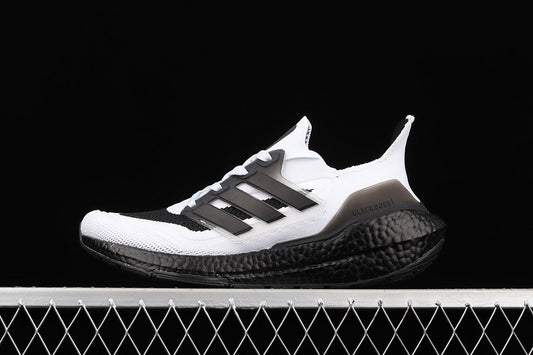 Adidas Ultra Boost 21 Oreo