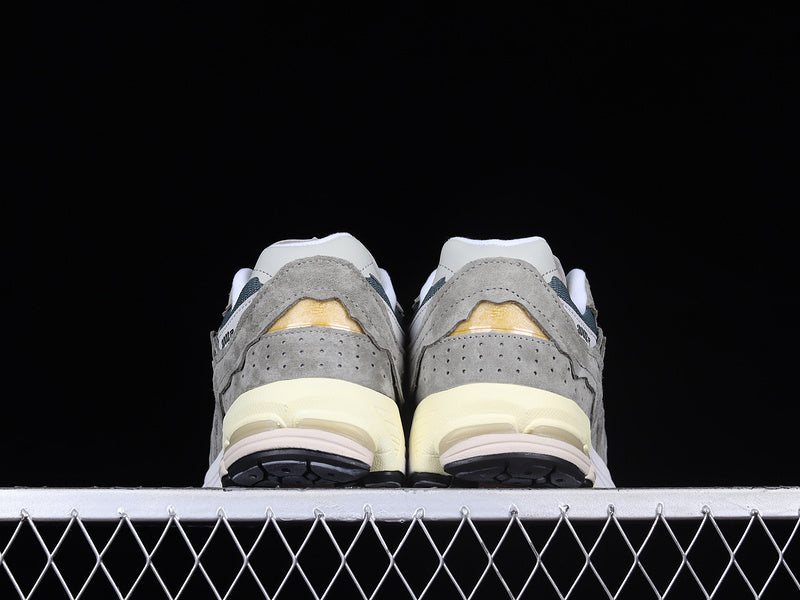 New Balance 2002R Protection Pack Grayish