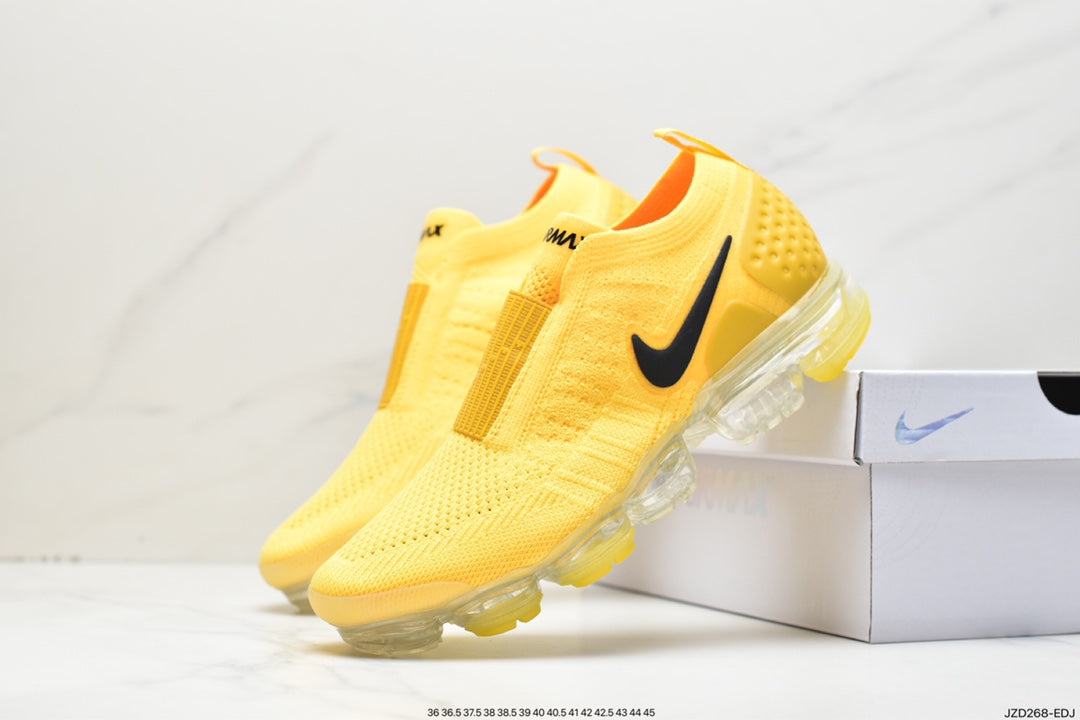 Nike Air VaporMax Moc 2 University Gold