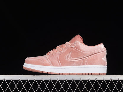 Jordan 1 Retro Low Pink Velvet