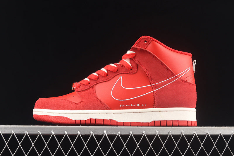 Nike Dunk High First Use Red