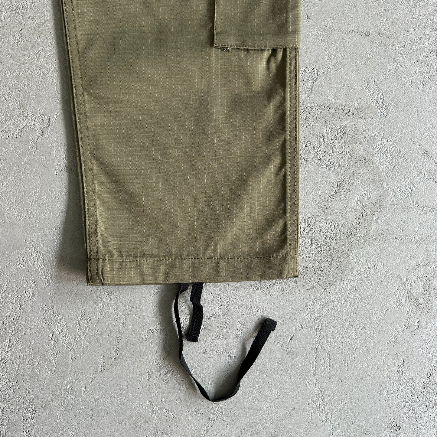 Corteiz Guerillaz Cargo Pants Tonal Khaki