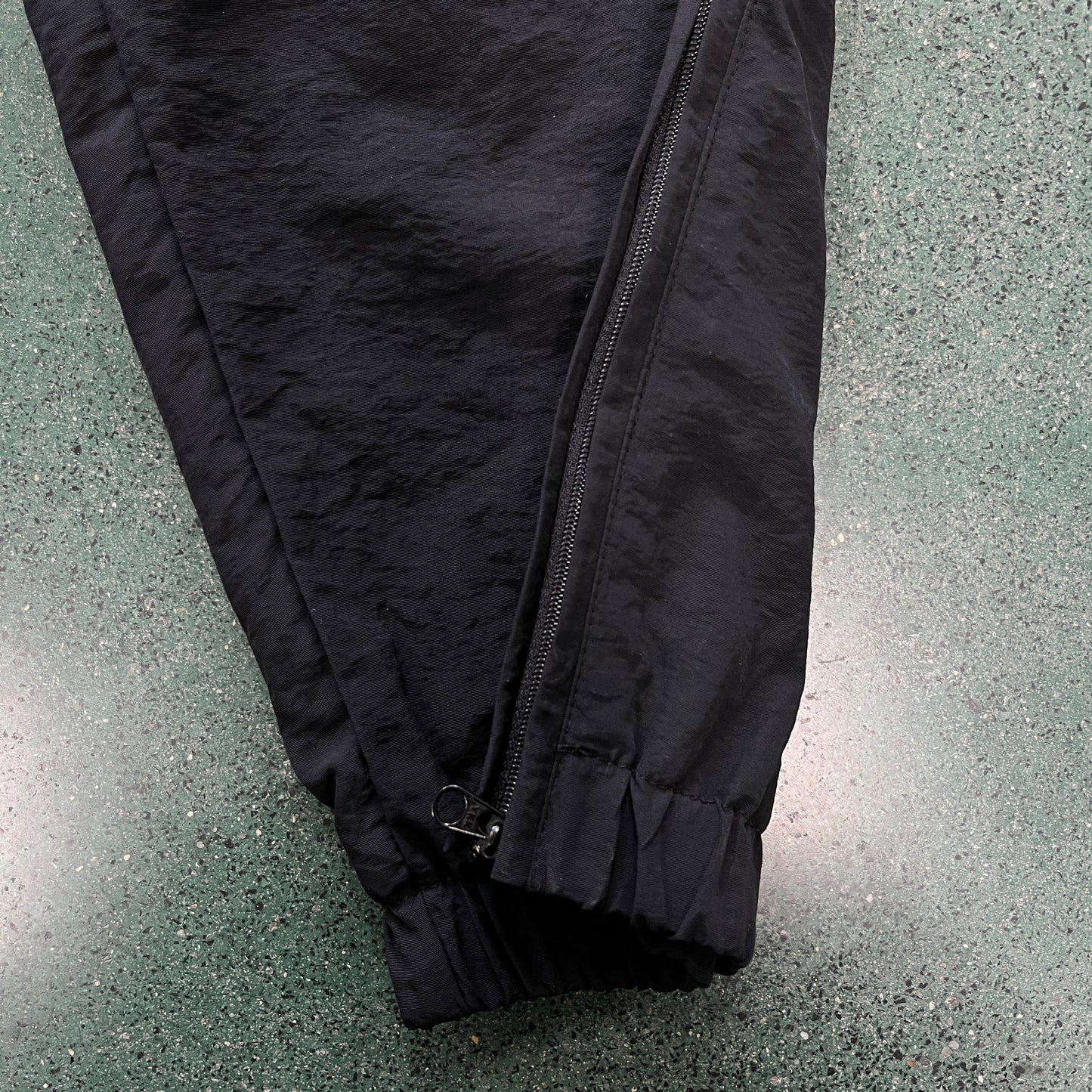 Corteiz Shukushuku Bottoms Triple Black