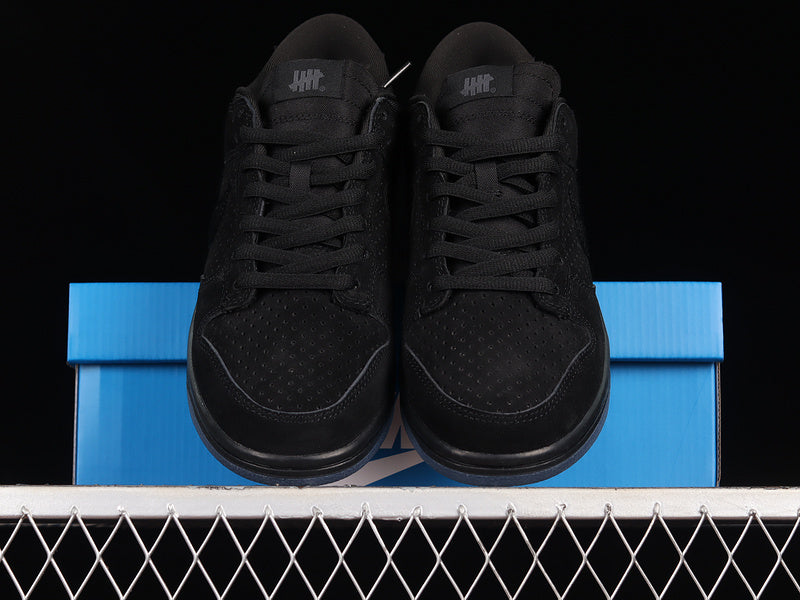 Nike Dunk Low Undefeated 5 On It Black