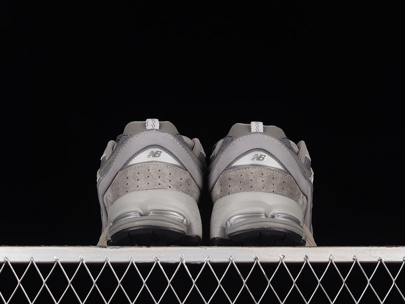 New Balance 2002R Grey Pocket