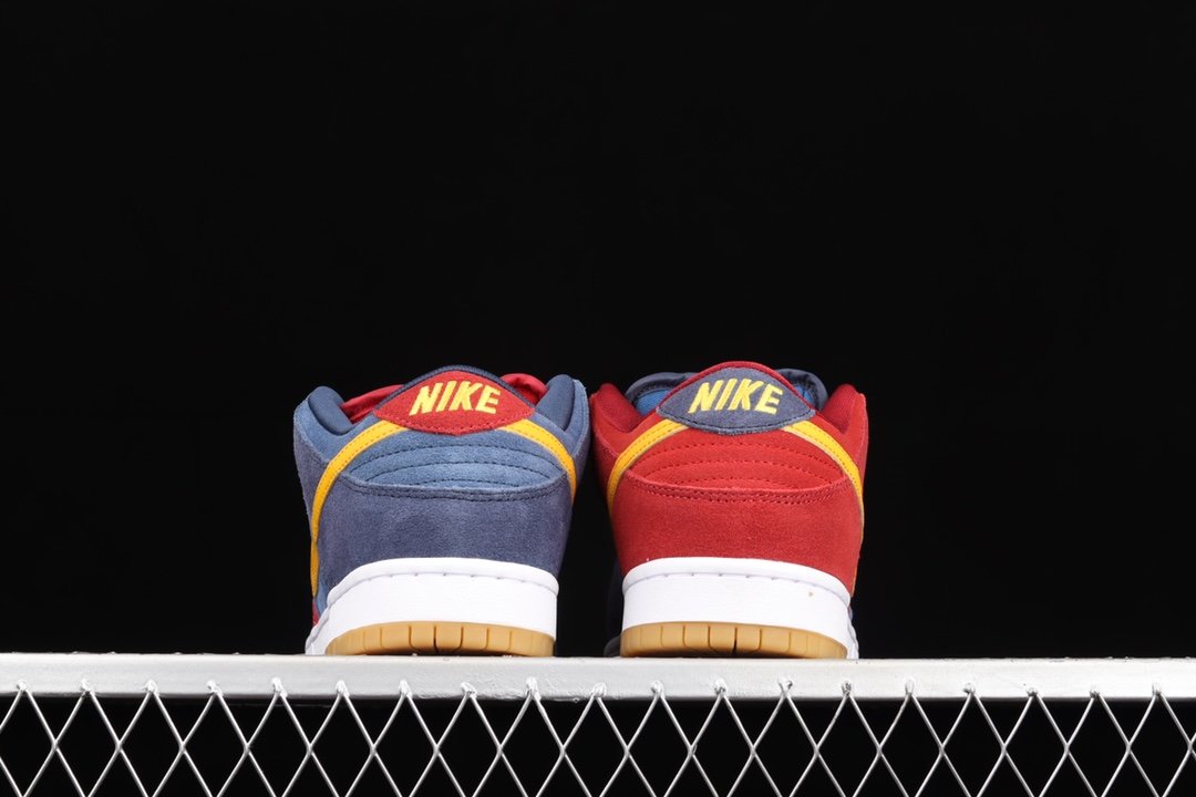 Nike SB Dunk Low Barcelona