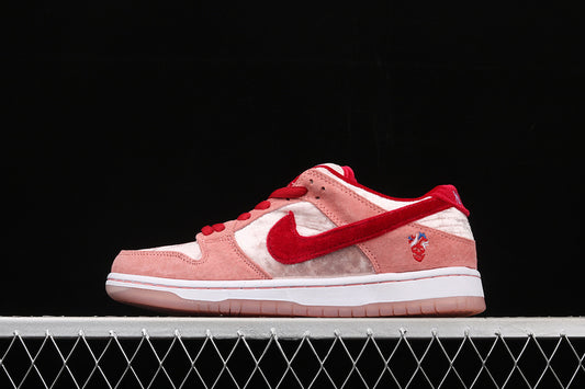 Nike SB Dunk Low StrangeLove Skateboards